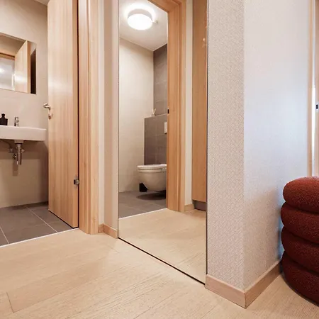 Skypark Serenity - Nordic Chic & Castle Views Apartment *