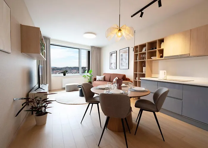 Skypark Serenity - Nordic Chic & Castle Views Apartment Bratislava